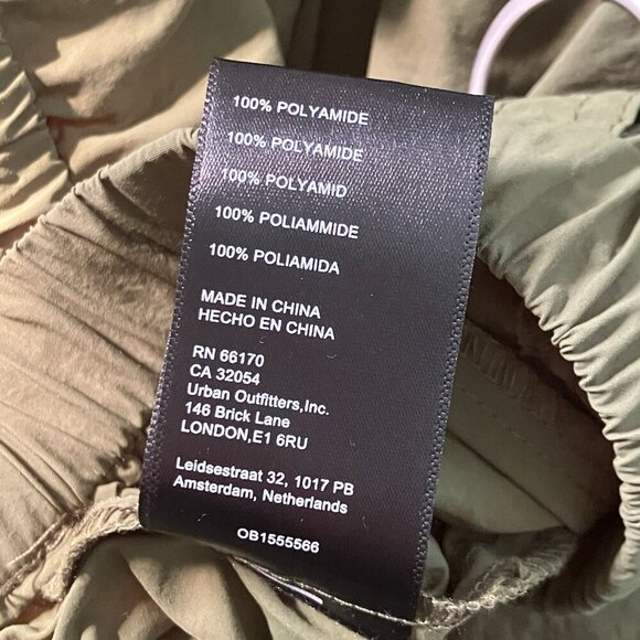 Urban Outfitters Joggers UO Womens XS Jana Nylon Balloon Cargo Pants Moss Green - Picture 9 of 11